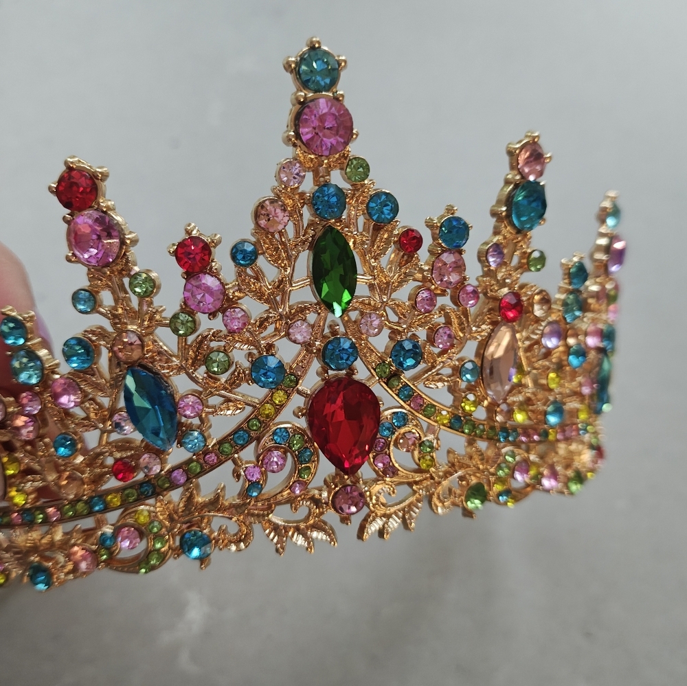 Multicolor Crystal Tiara - Picture 6 of 12